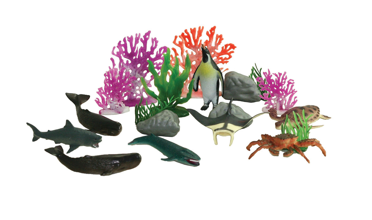 This collection of authentically detailed ocean animals and accessories comes in an eco-friendly, reusable bucket for hours of imaginative play and convenient storage! Bucket lids feature a twist locking mechanism to keep the pieces in place for travel or storage. Free playmat included! 18 assorted plastic sea creatures, accessories and playmat, animals measure 3” long Mini Bucket Sustainable toys